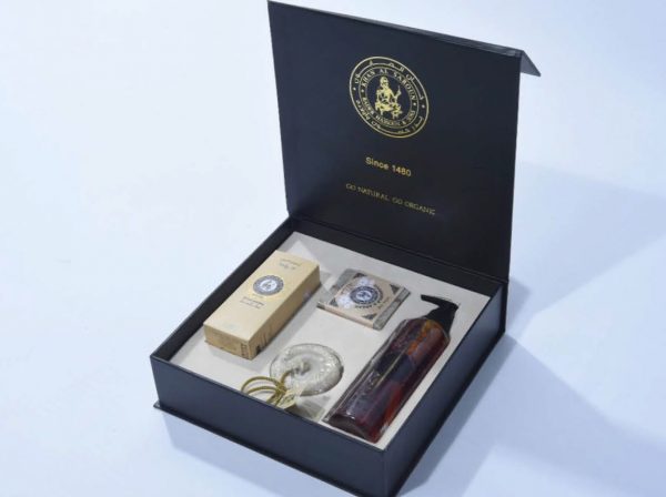 Khan Al Saboun Personal Care Gift Set